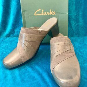 Clarks gray leather mules Womens SZ 11 - NEW - slip on shoes 2.5 inch heel